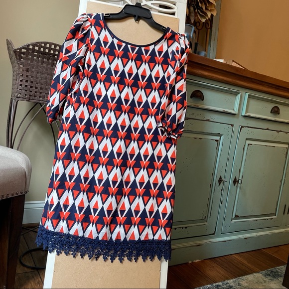 Geometric Pattern Girls Dress 🐝 - Picture 3 of 7